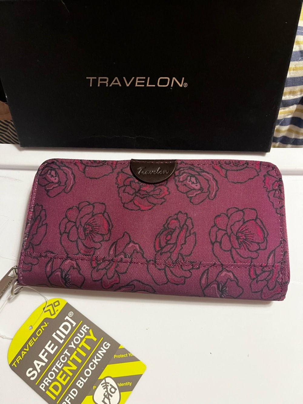 Travelon Pink Floral RFID Zip-Around Wallet
